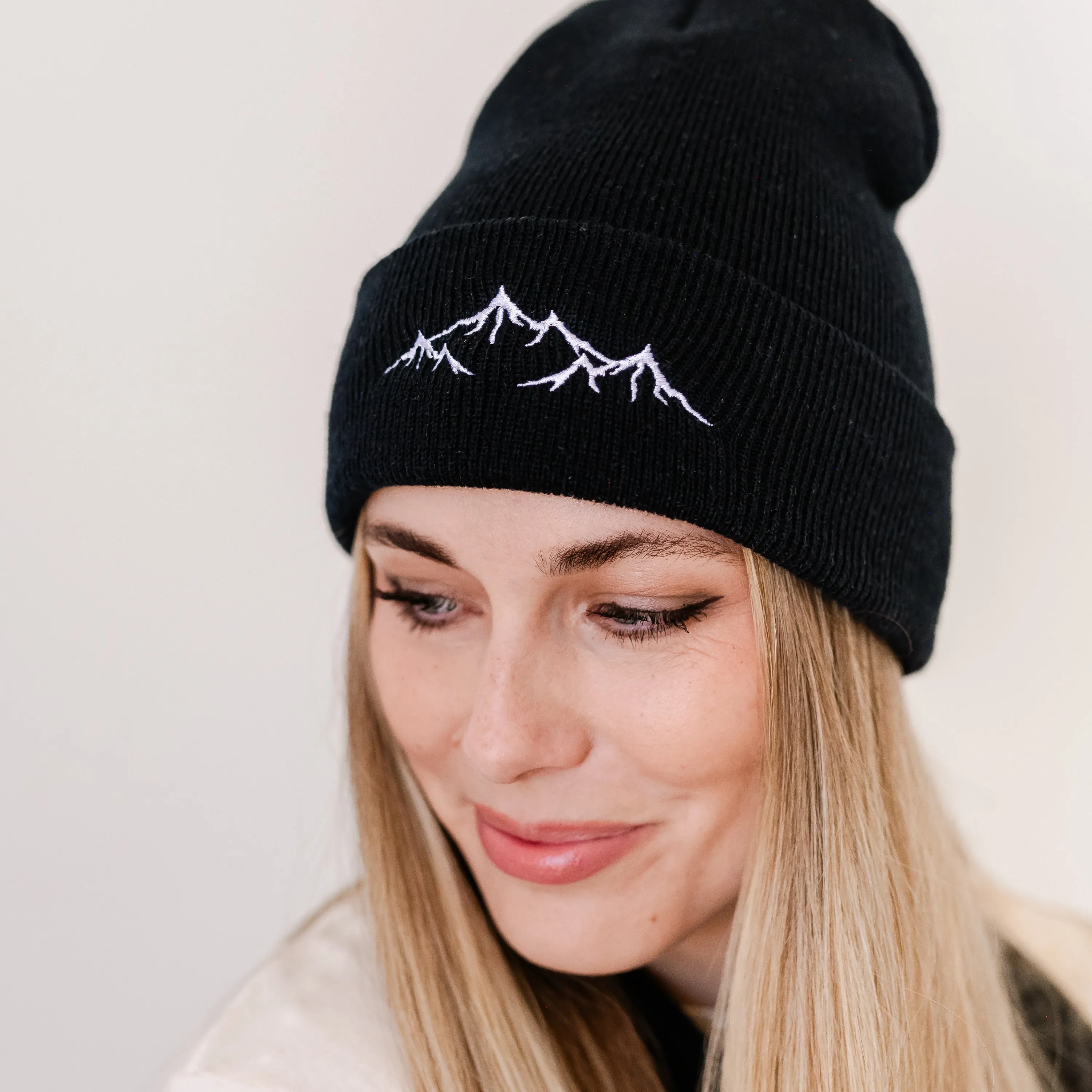 ADULT BEANIE - Mountain Range - Black