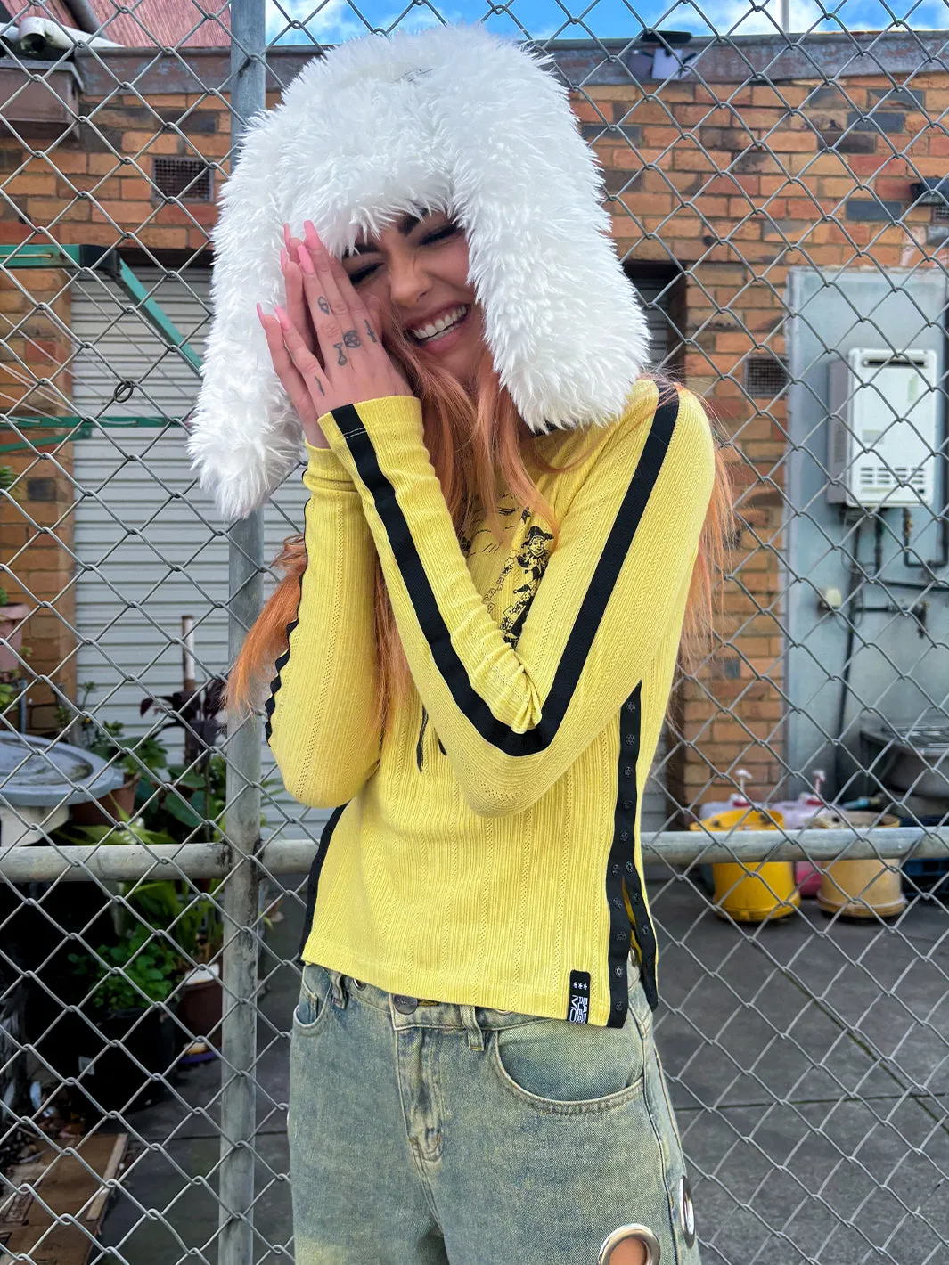 CREATURE FUZZY HAT - WHITE