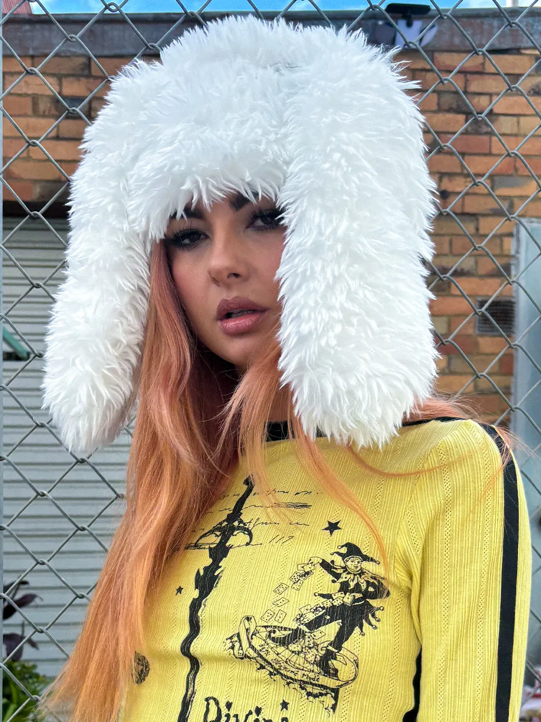 CREATURE FUZZY HAT - WHITE