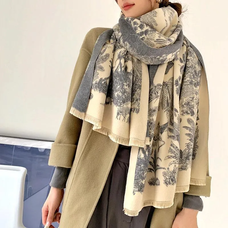 Luxurious Reversible Printed Scarf