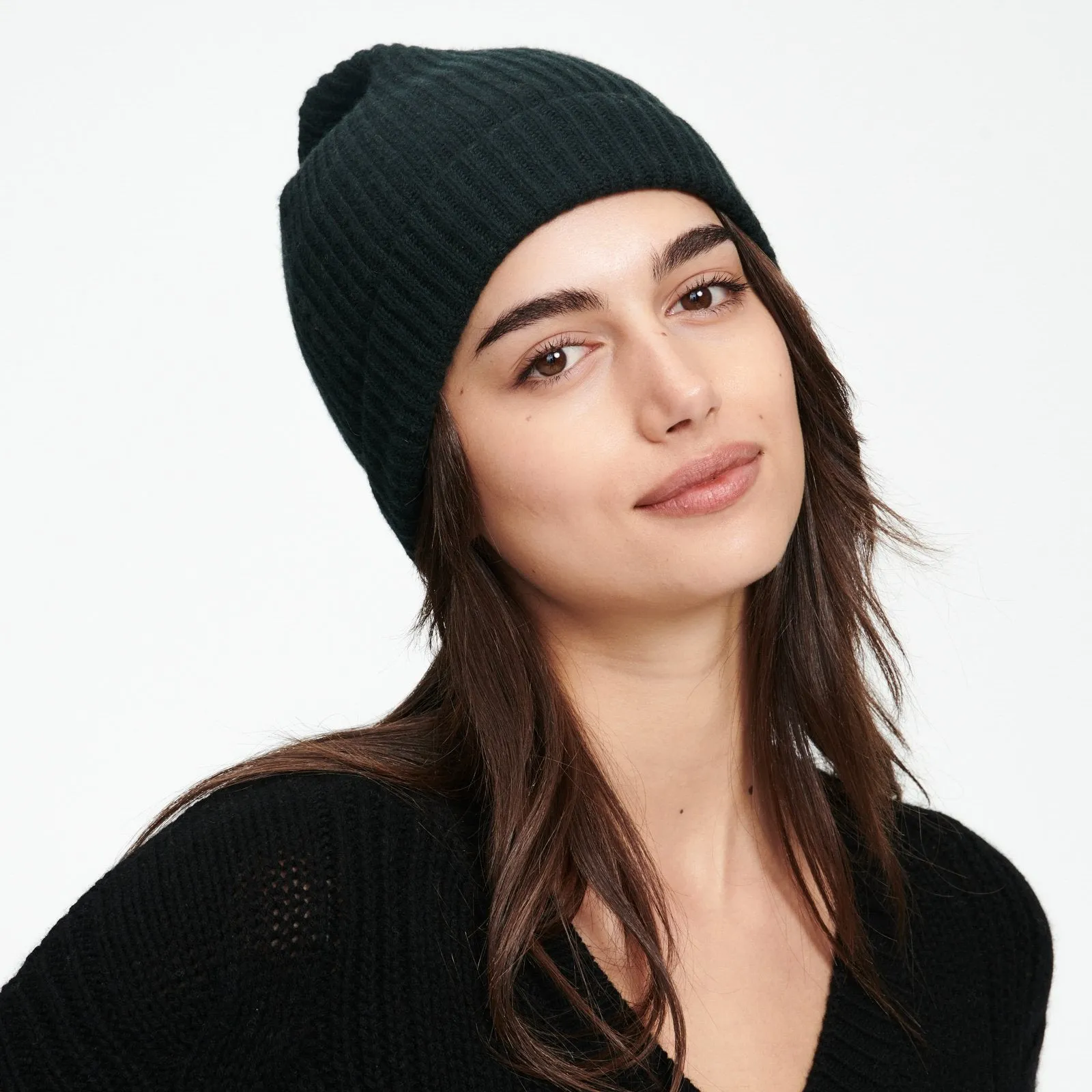 Signature Ribbed Cashmere Beanie